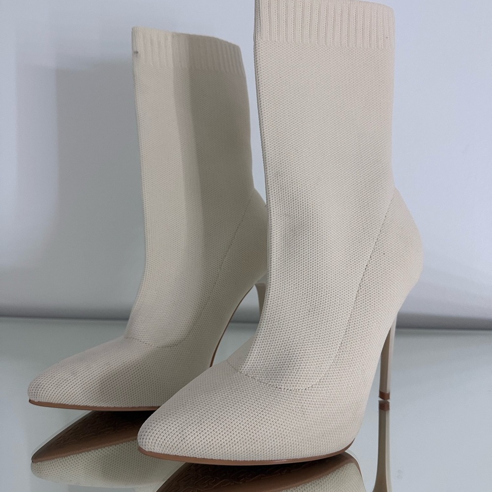 Elegant Cream Women's Ankle Boots